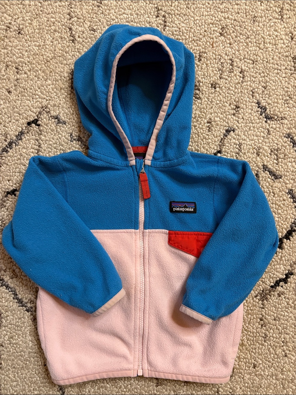 Patagonia Fleece jacket (12/18m)